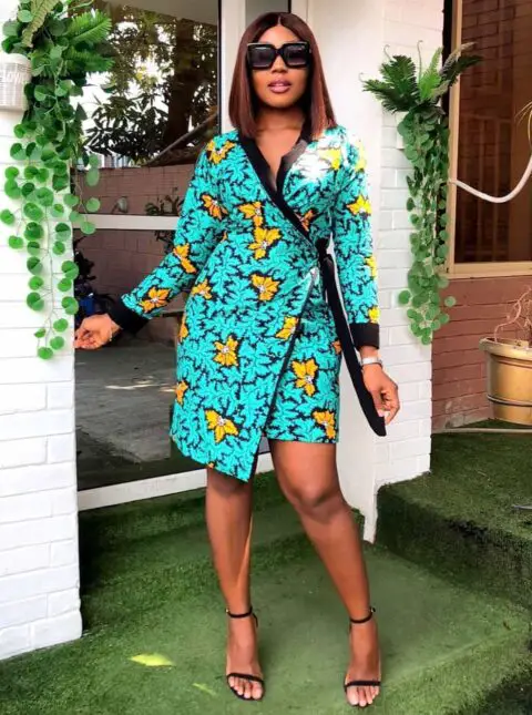 25 PICTURES_ Engrossing Ankara Styles For Works & Engagements 2020